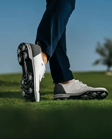 Zapatos de golf para principiantes: cómo elegir bien el primer par