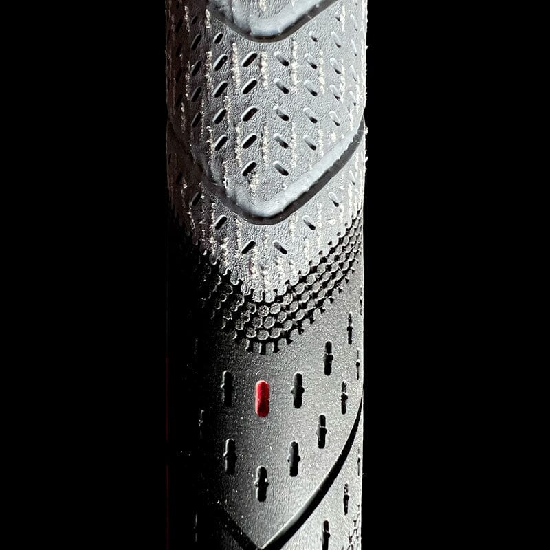 GolfPride MCC Plus4 Align Max – Grip híbrido preciso