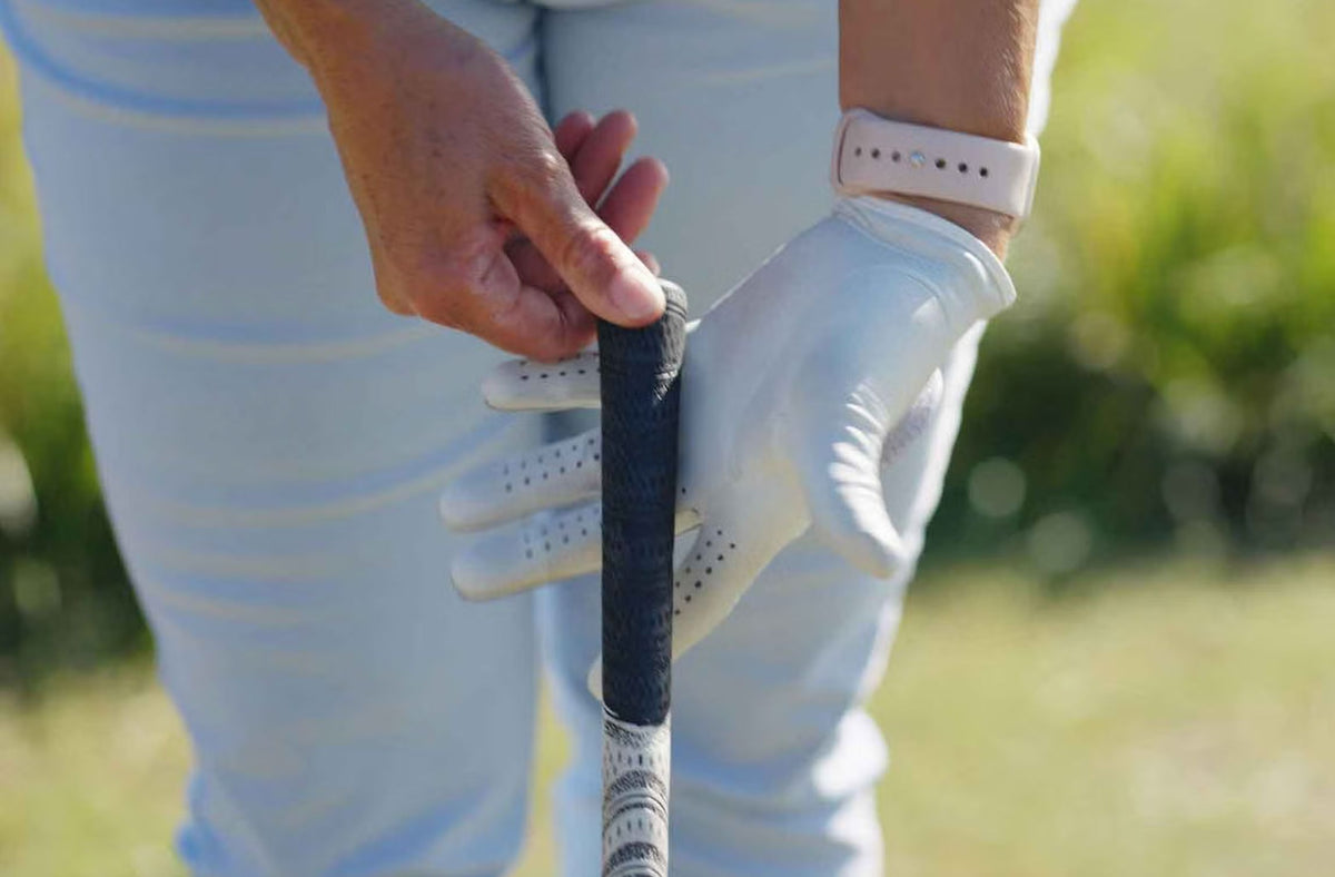 Por qué resbalan los grips de golf: causas y soluciones